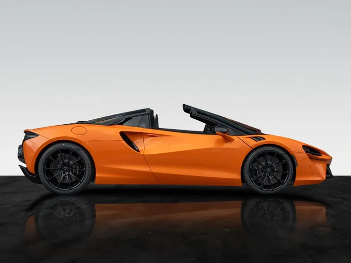 McLaren Artura