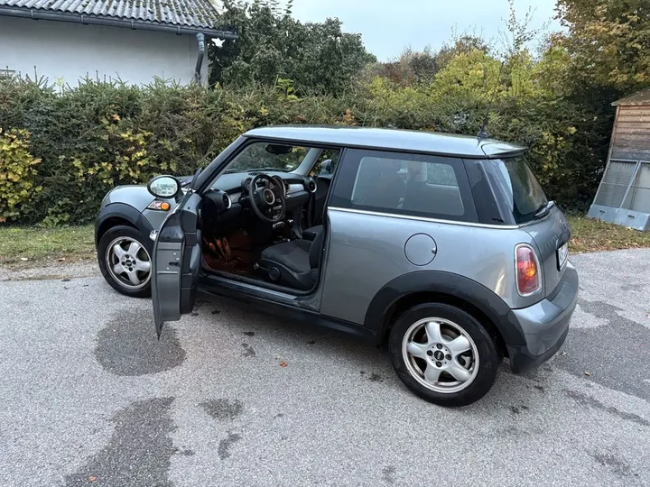 MINI ONE