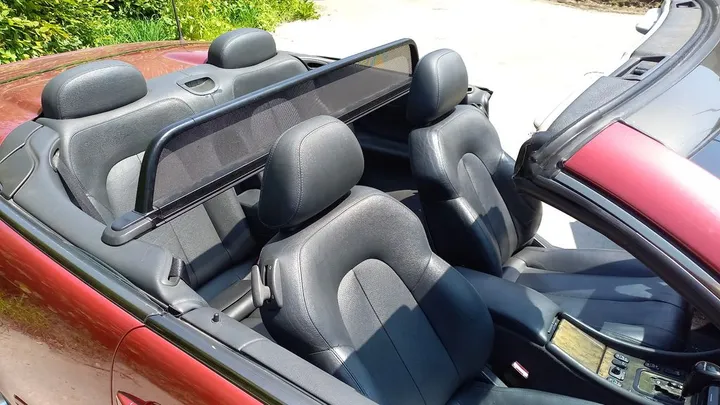 Mercedes-Benz CLK 230