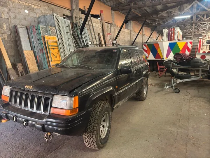 Jeep Grand Cherokee