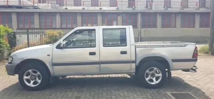 Isuzu Campo