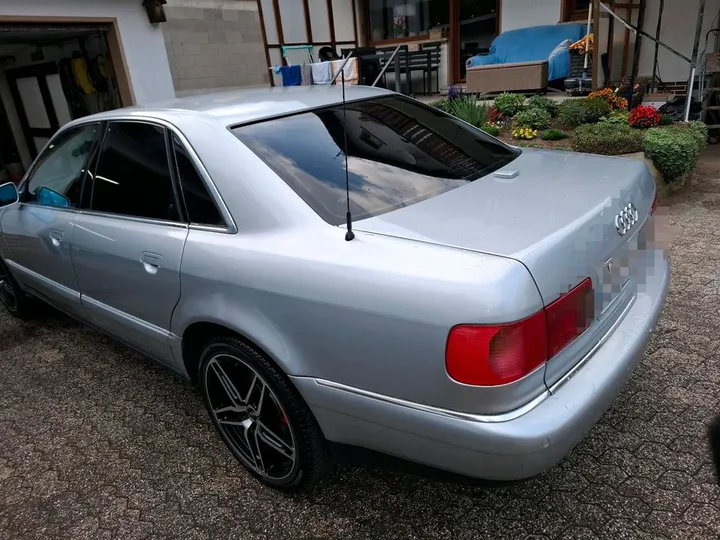 Audi A8