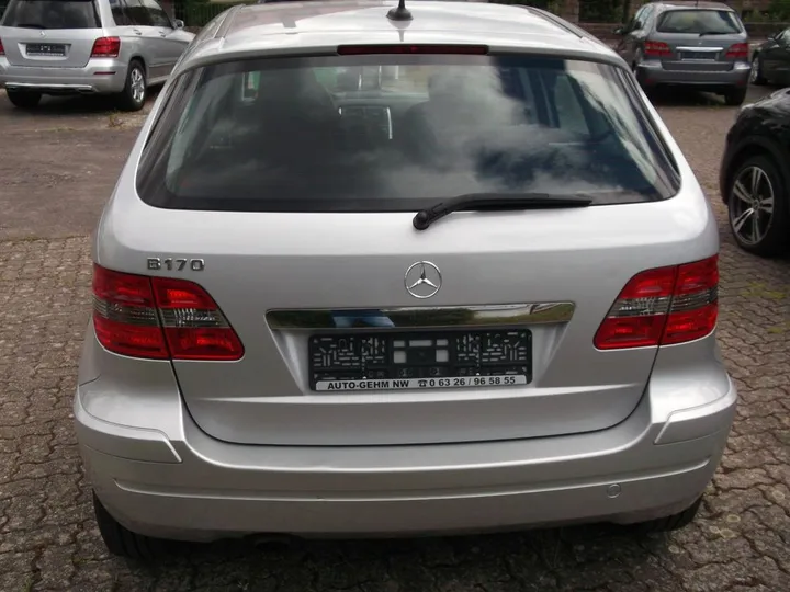 Mercedes-Benz B 170