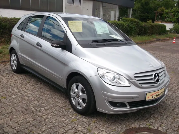 Mercedes-Benz B 170