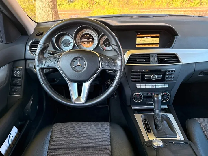 Mercedes-Benz C 180