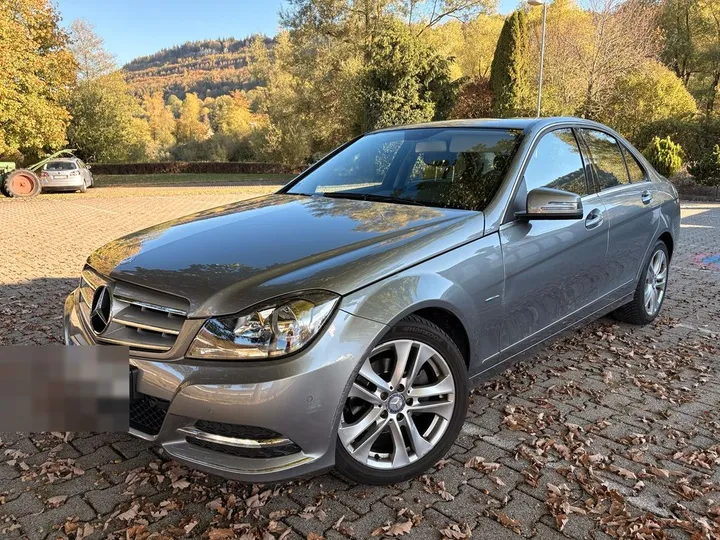 Mercedes-Benz C 180