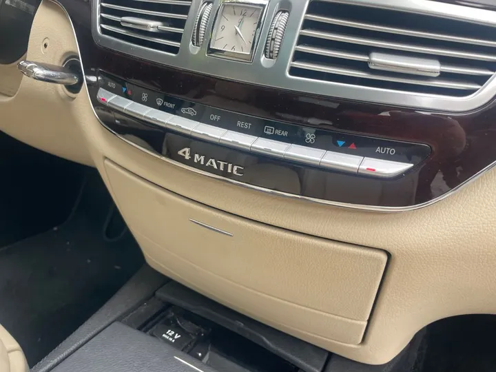 Mercedes-Benz S 550