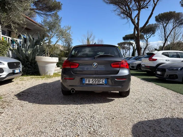 BMW 114