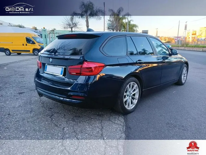 BMW 320