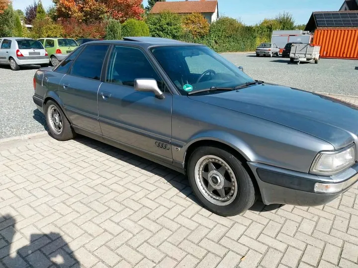 Audi 80