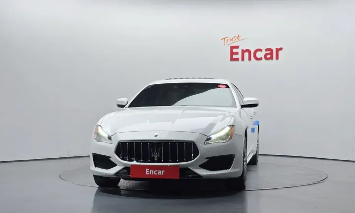 Maserati Quattroporte