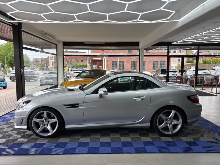 Mercedes-Benz SLK 250