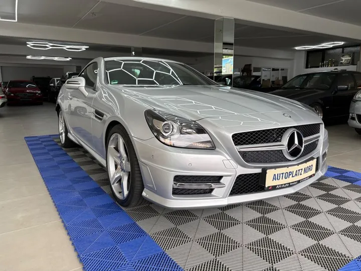 Mercedes-Benz SLK 250