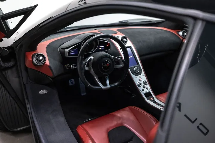 McLaren MP4-12C