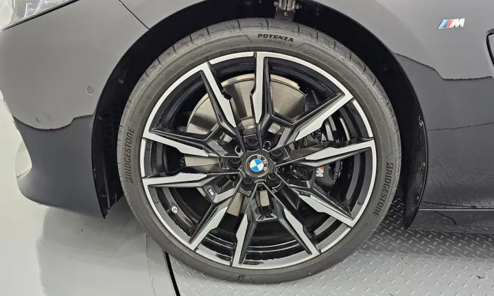BMW 8-Series