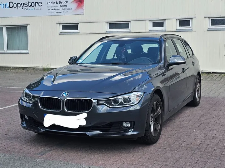BMW 320