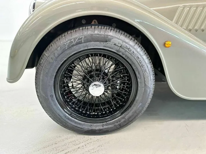 Morgan Plus 4