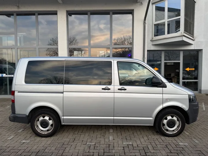 Volkswagen T5 Transporter
