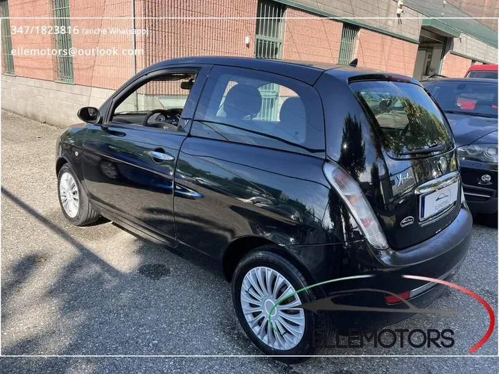 Lancia Ypsilon