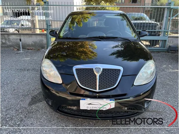 Lancia Ypsilon