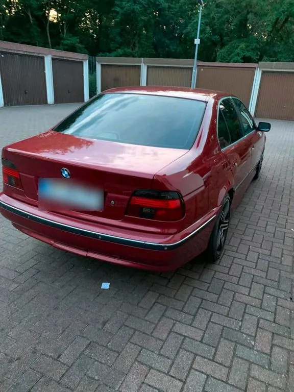 BMW 530