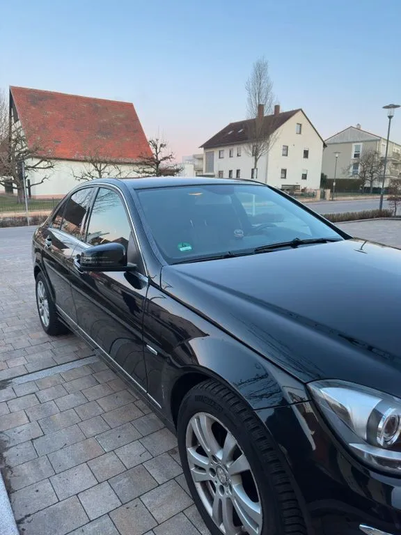 Mercedes-Benz C 200