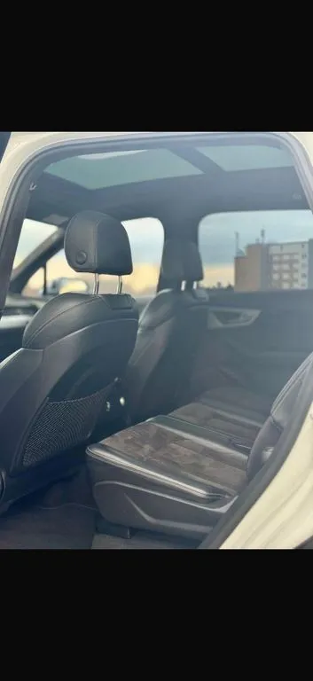 Audi SQ7