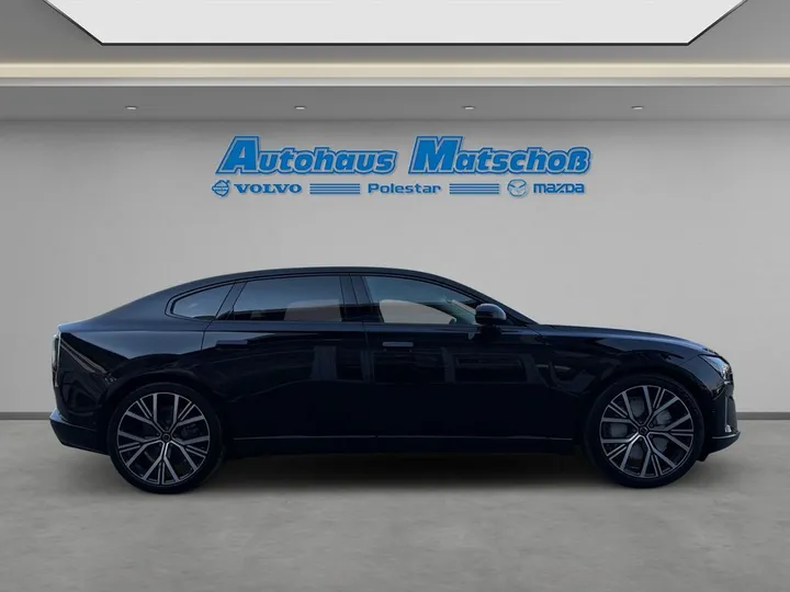 Volvo ES90
