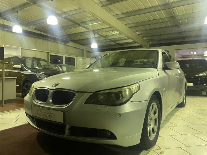 BMW 525