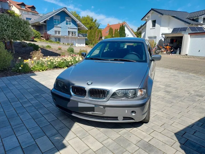 BMW 325