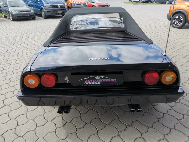 Ferrari Mondial