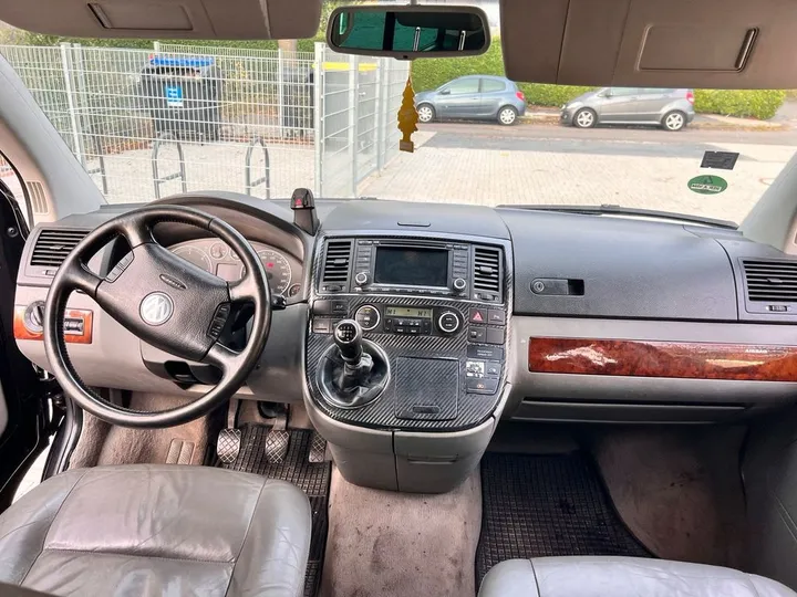 Volkswagen T5 Multivan