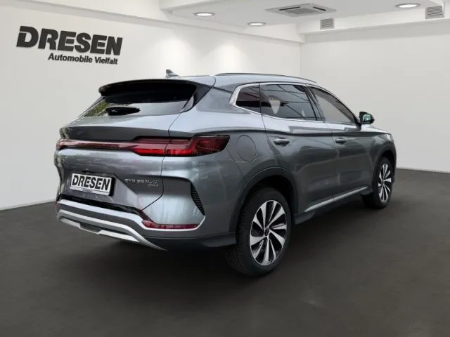 BYD SEAL U