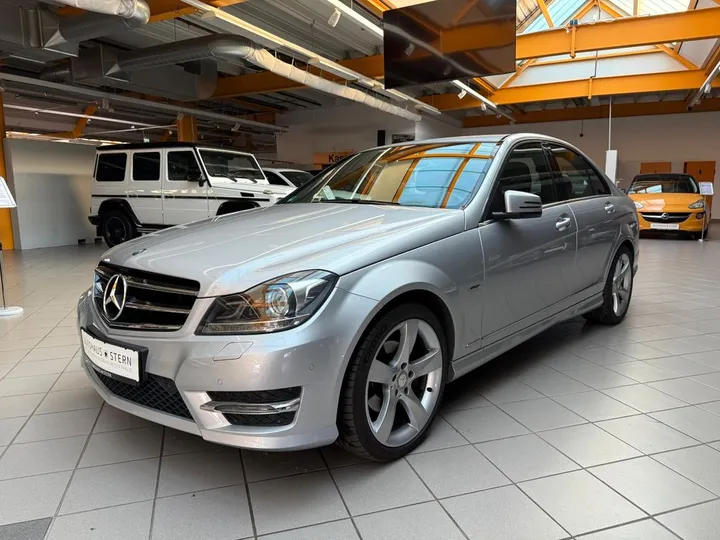 Mercedes-Benz C 220