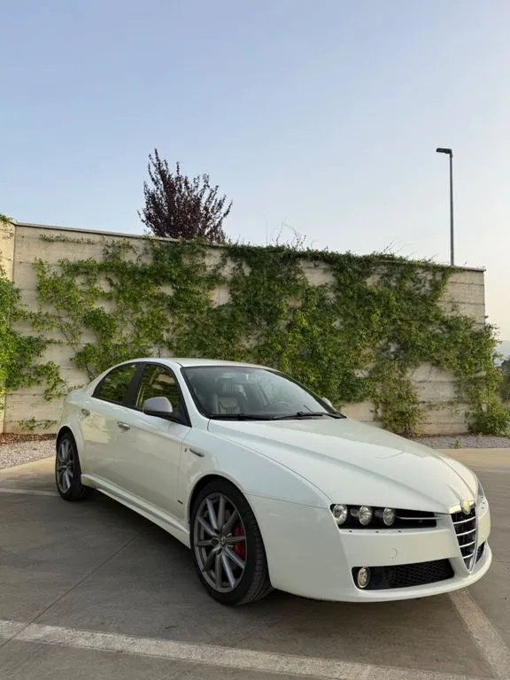 Alfa Romeo 159