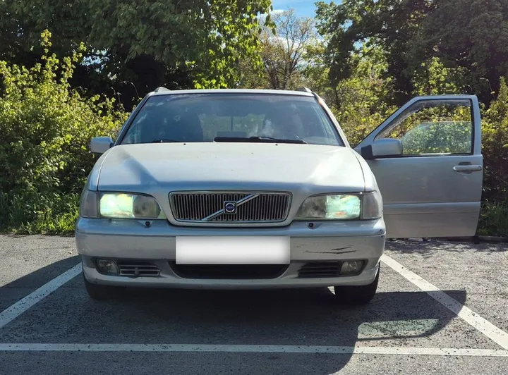 Volvo V70