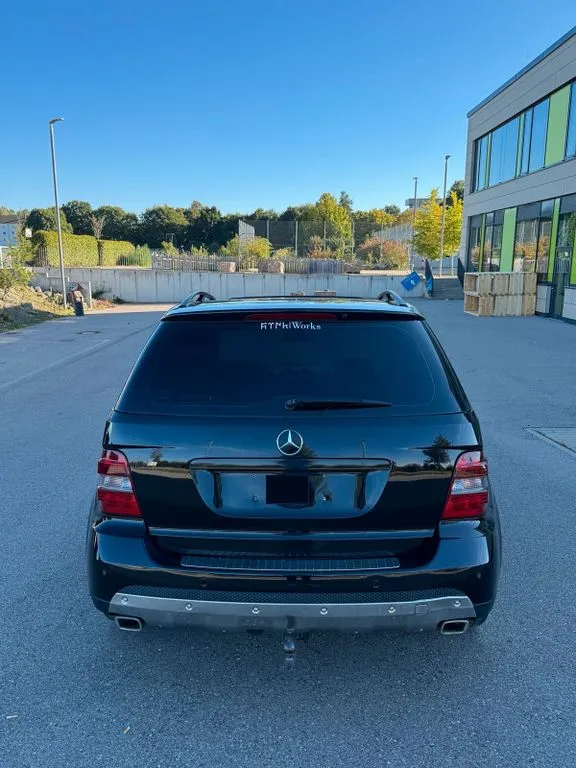 Mercedes-Benz ML 320