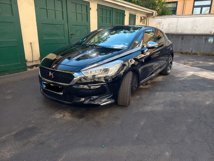 DS Automobiles DS5