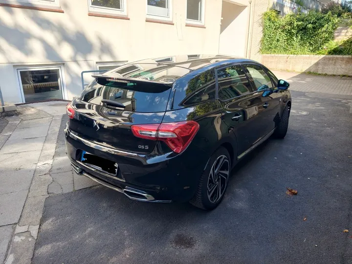 DS Automobiles DS5