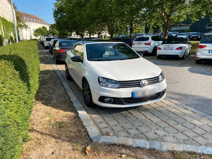 Volkswagen Eos