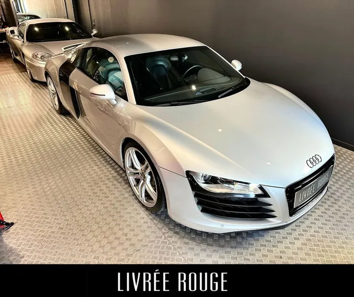 Audi R8
