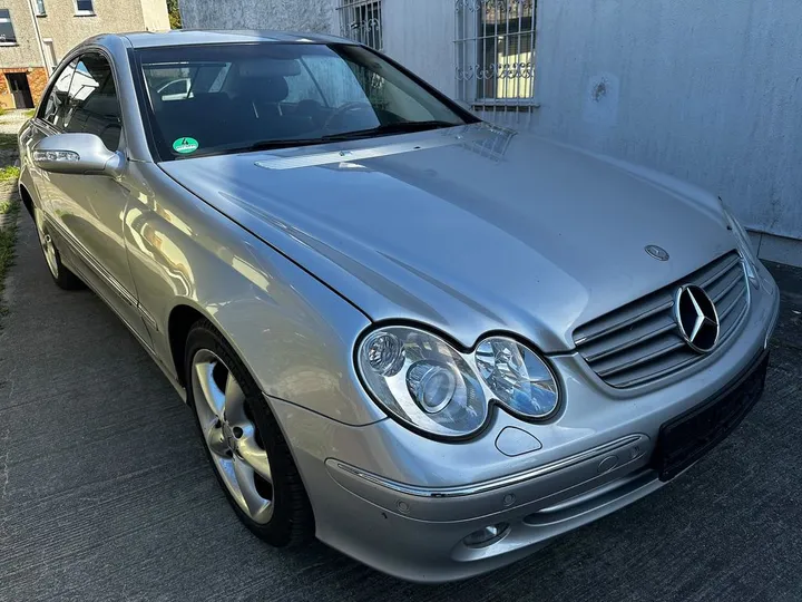 Mercedes-Benz CLK 270