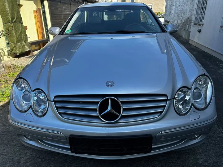Mercedes-Benz CLK 270