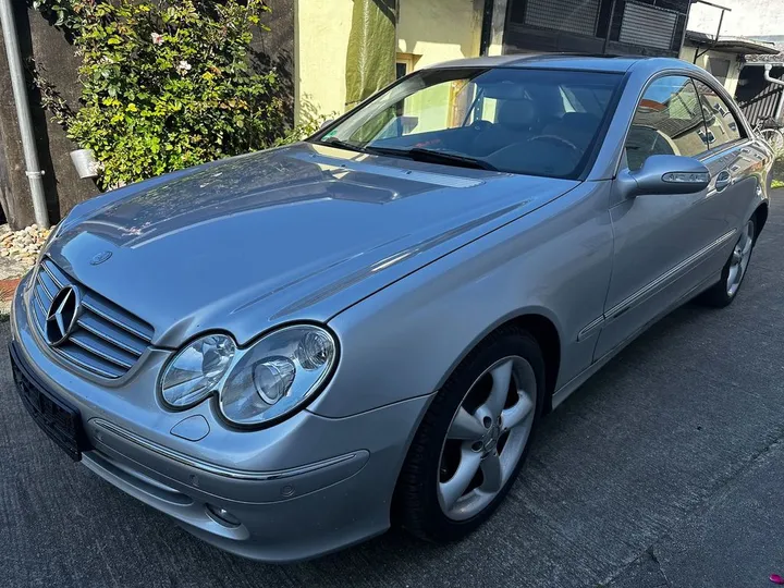 Mercedes-Benz CLK 270