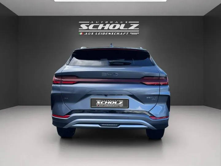 BYD SEAL U