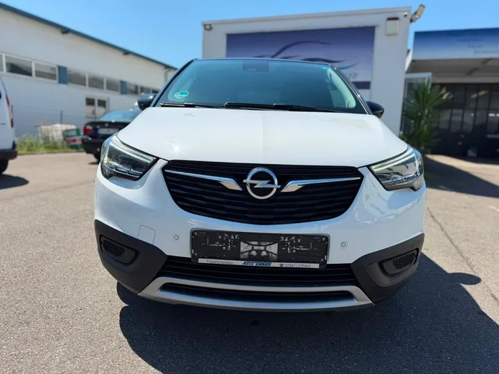 Opel Crossland (X)