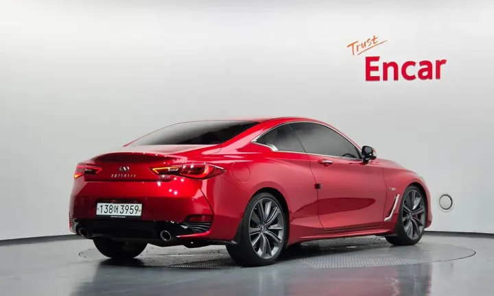 Infiniti Q60