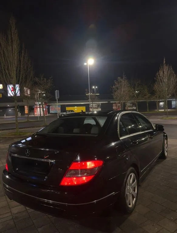 Mercedes-Benz C 180