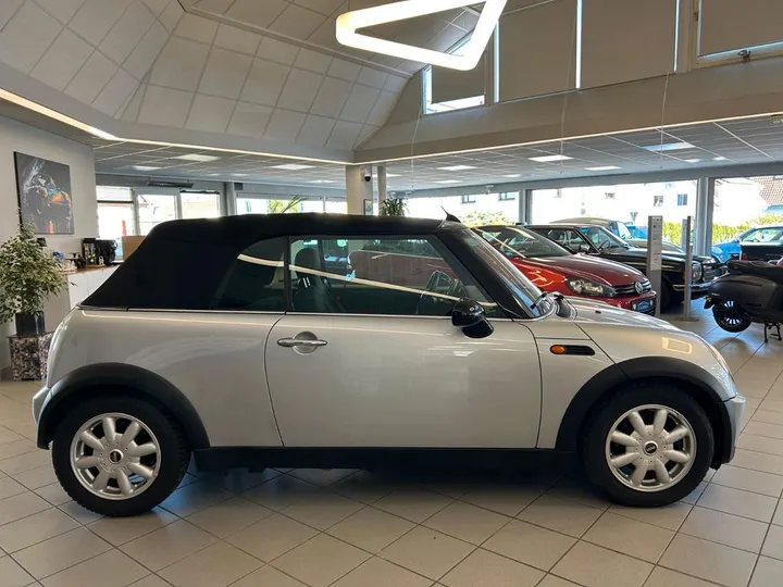MINI One Cabrio