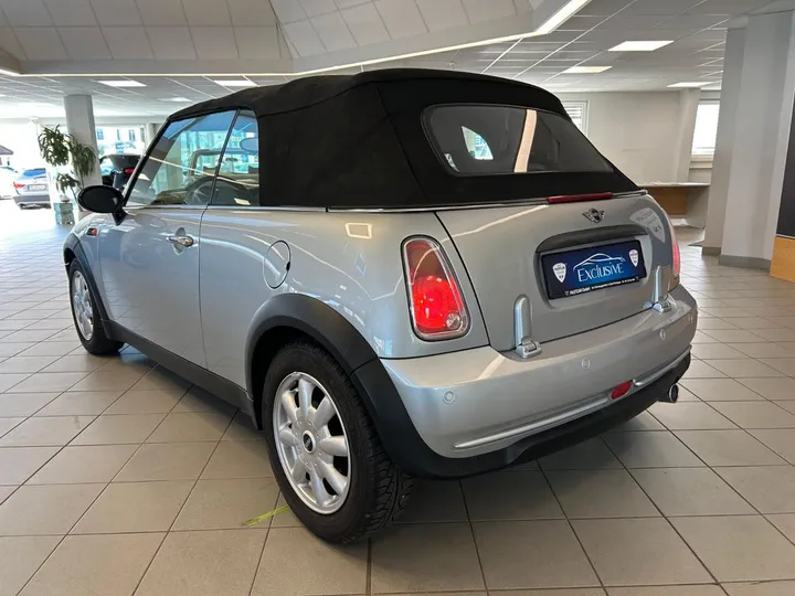 MINI One Cabrio